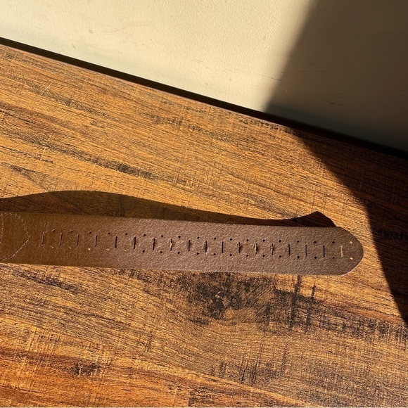 Genuine Leather Woven Detail Western Belt - Picture 8 of 8